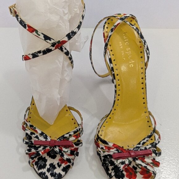Kate Spade New York Red/Black Floral Strappy Sandals. Size 6.5 B Made in Italy - Picture 3 of 7